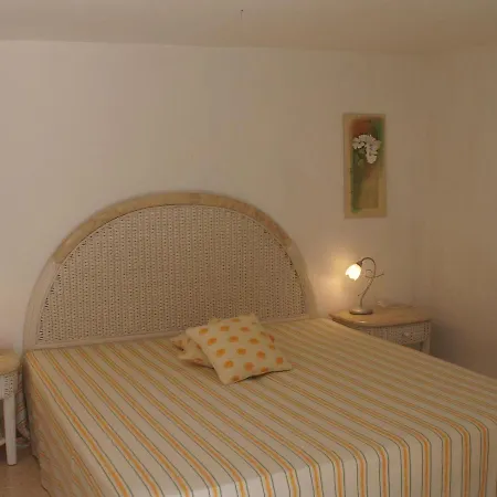 Villa Denia, 3 Dormitorios, 6 Personas - Es-262-16 Denia