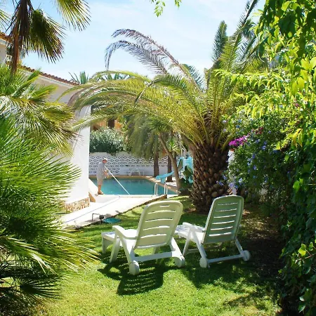 Villa Denia, 3 Dormitorios, 6 Personas - Es-262-16